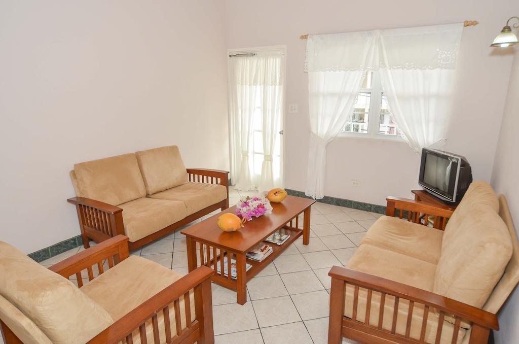 Caribbean Inn And Suites St. John's Habitación foto